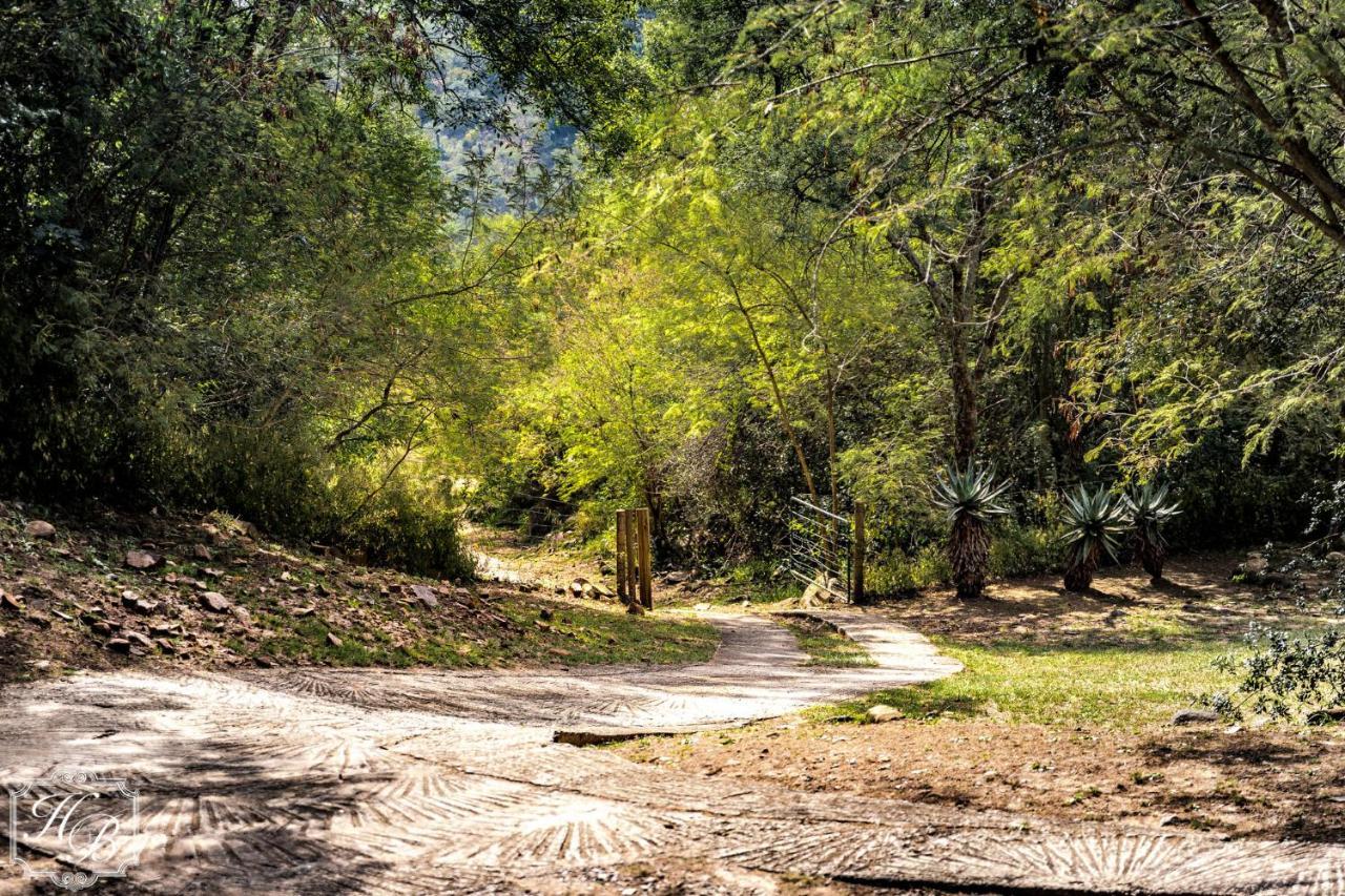 Heysbrook Estate - Luxurious Lodges In A Private Valley Waterval-Onder Luaran gambar