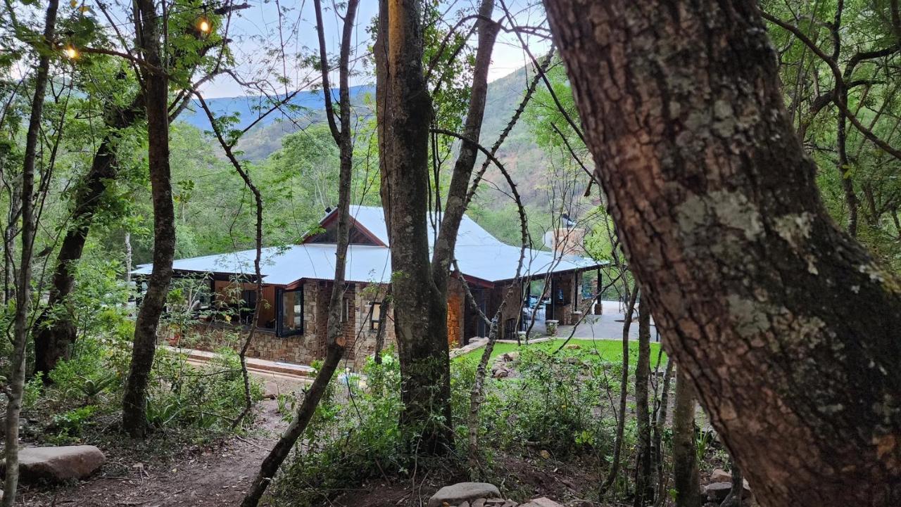 Heysbrook Estate - Luxurious Lodges In A Private Valley Waterval-Onder Luaran gambar