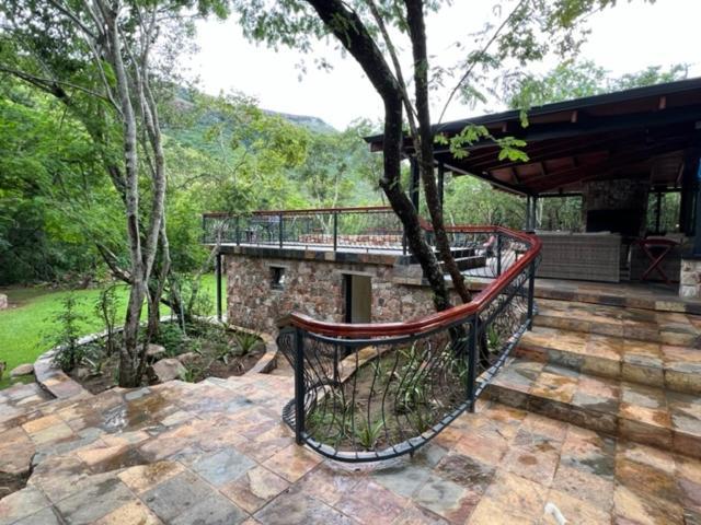 Heysbrook Estate - Luxurious Lodges In A Private Valley Waterval-Onder Luaran gambar