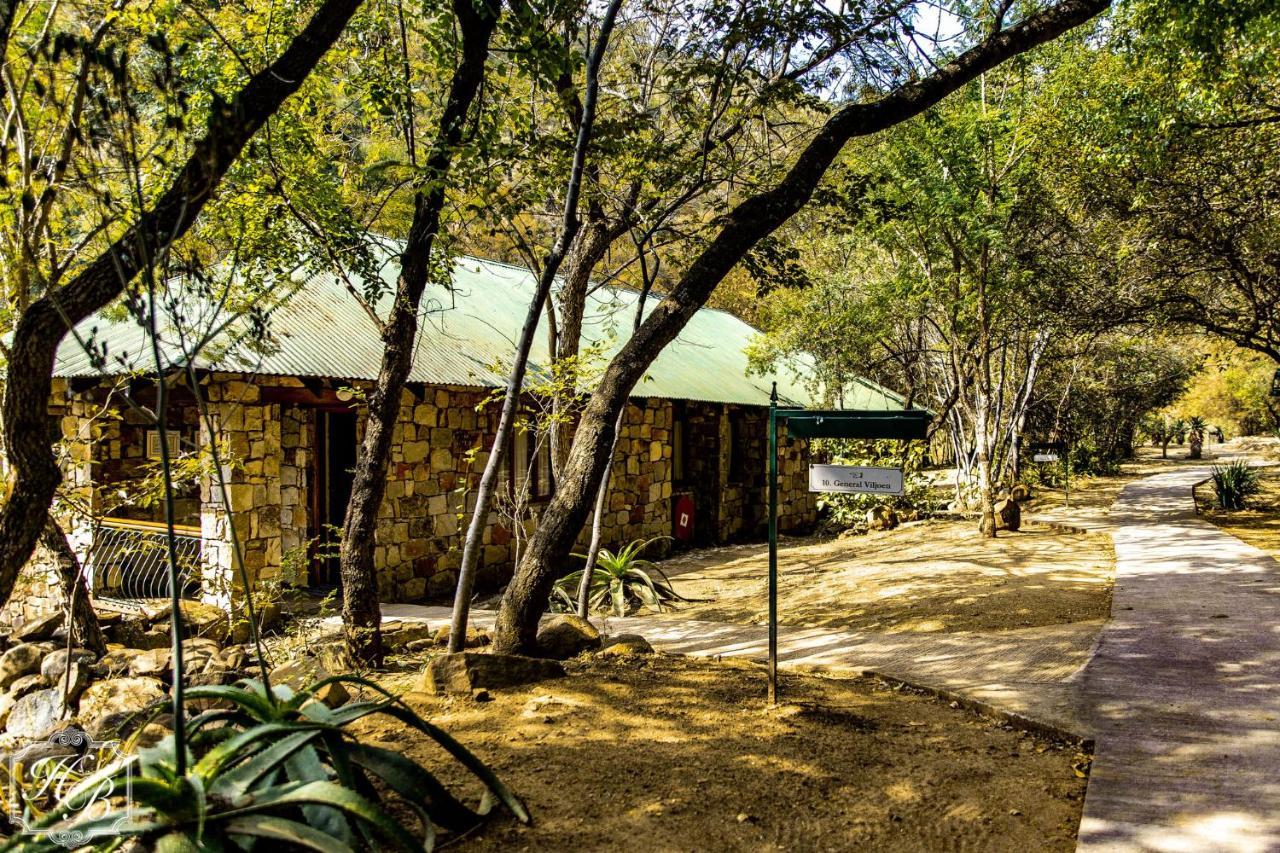 Heysbrook Estate - Luxurious Lodges In A Private Valley Waterval-Onder Luaran gambar